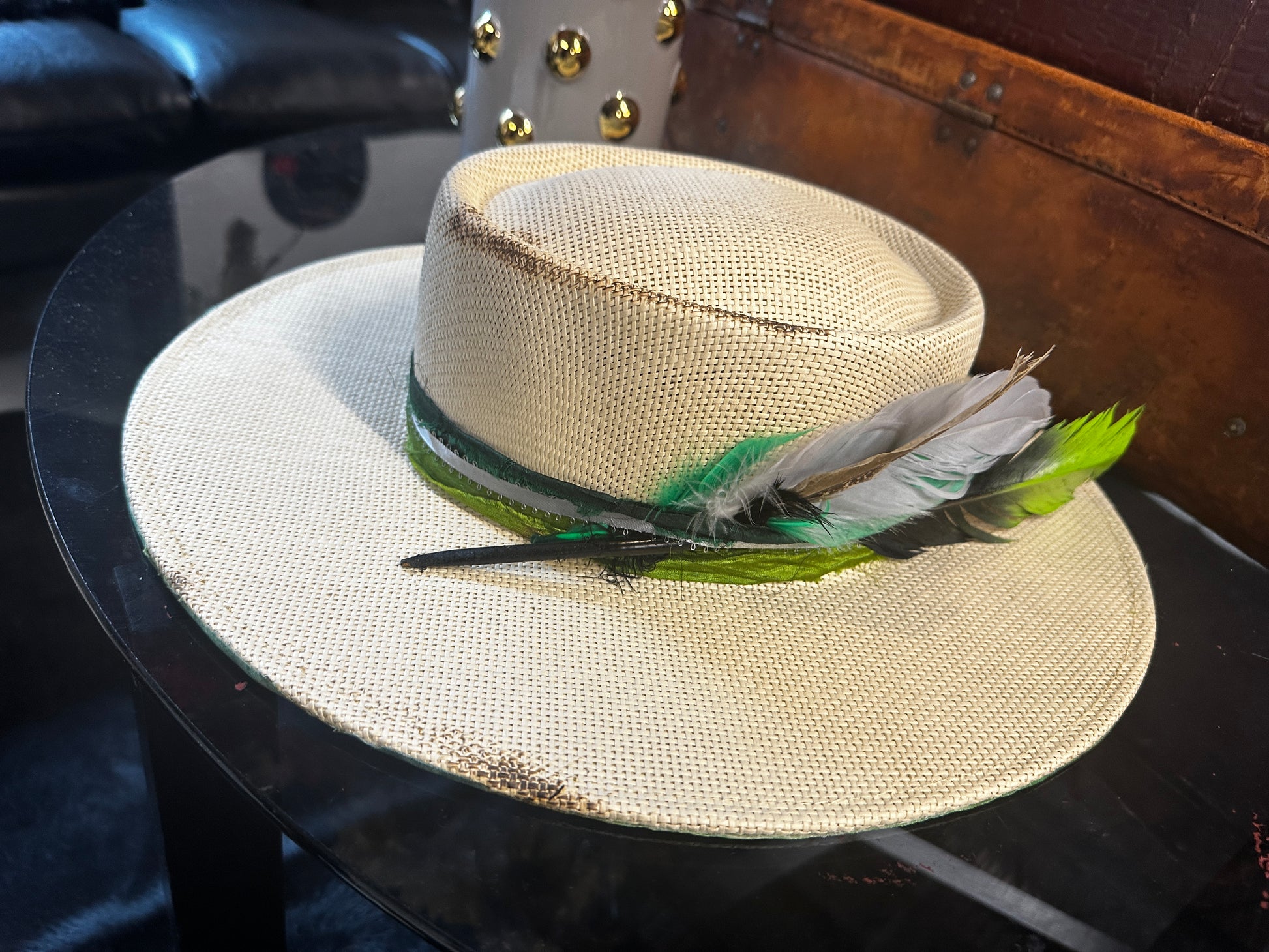 M - Straw green