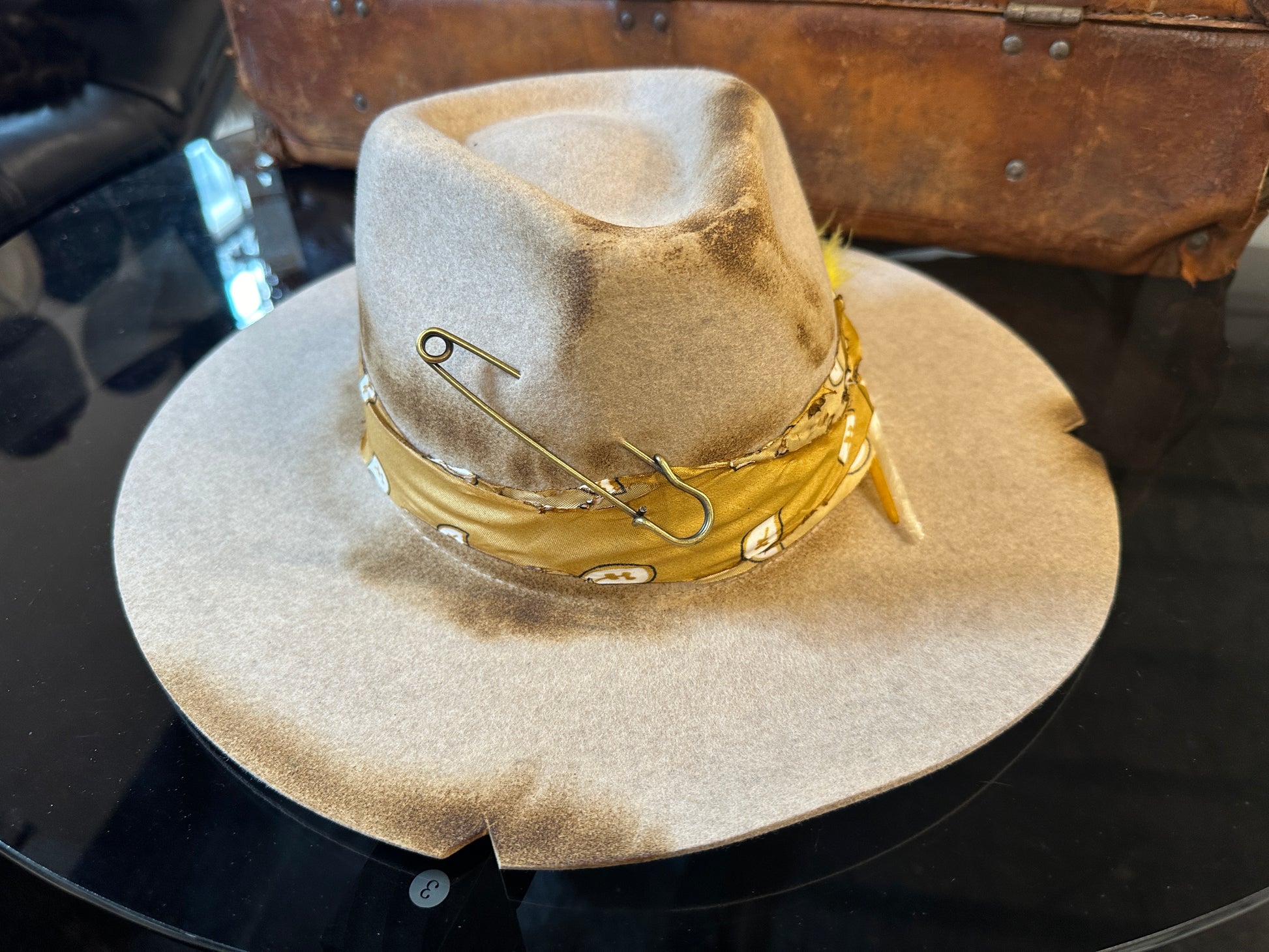 M/L/XL - Butterscotch