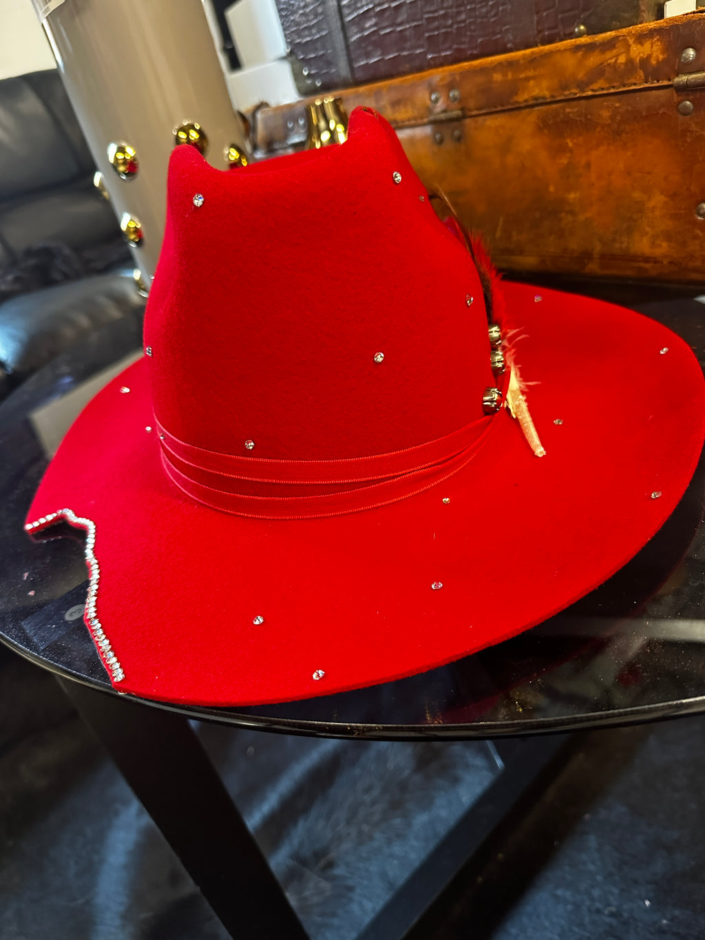 L - Deltuhhh - Fedora Designs