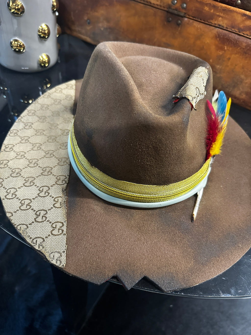L/XL - Gucci Point - Fedora Designs