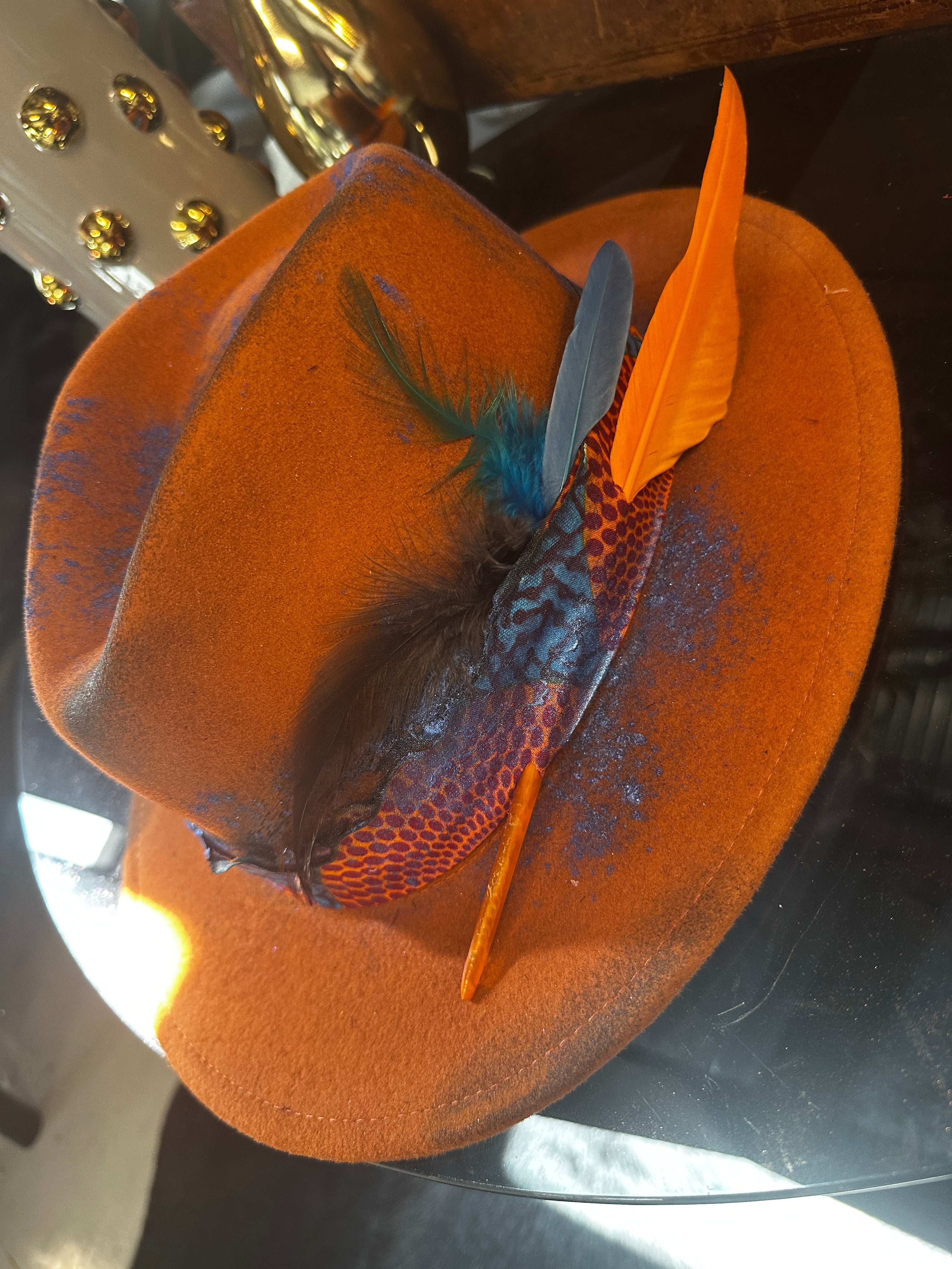 L - Orange blue - Fedora Designs