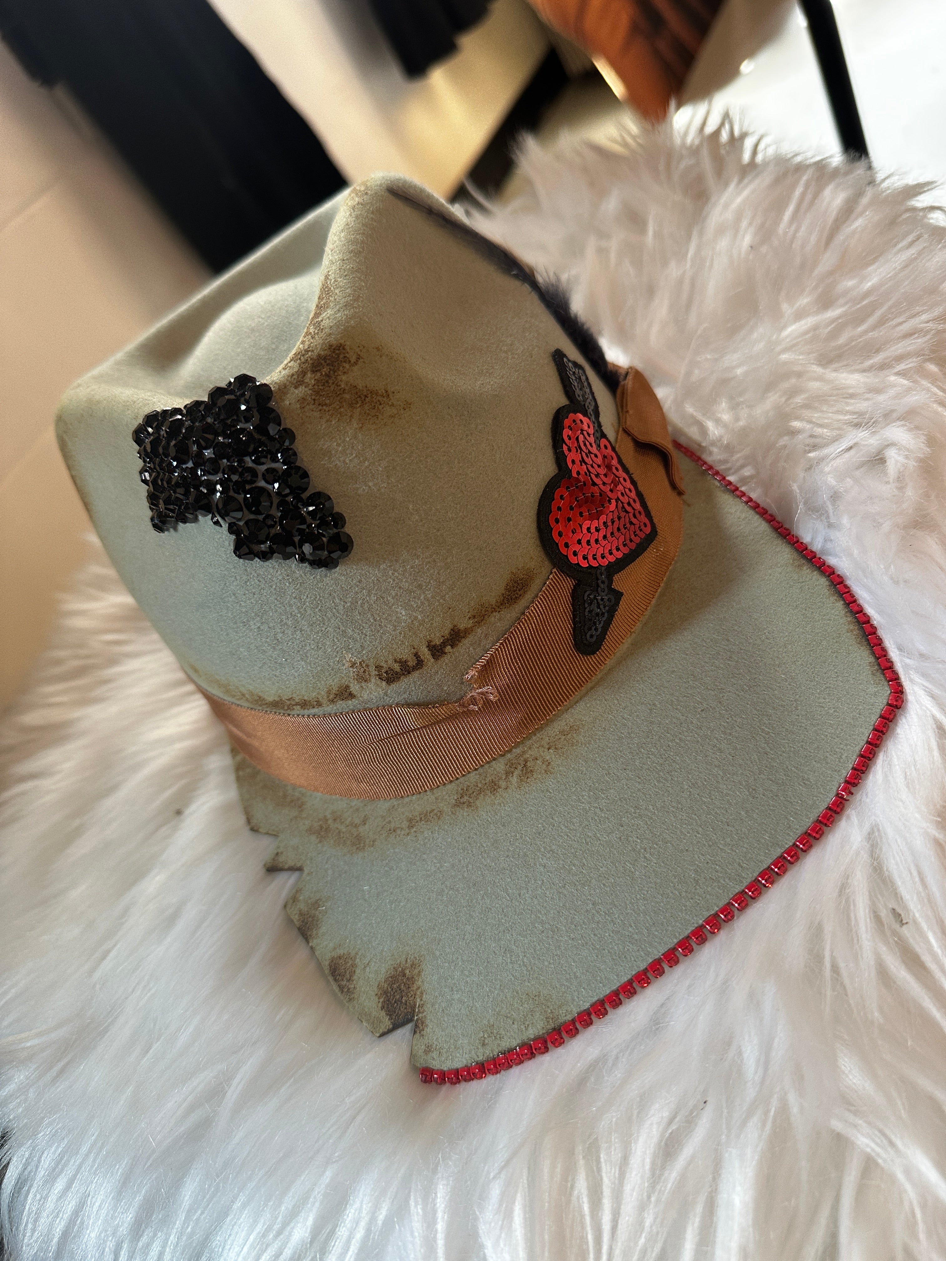 S/M - Blinged out mint cap - Fedora Designs
