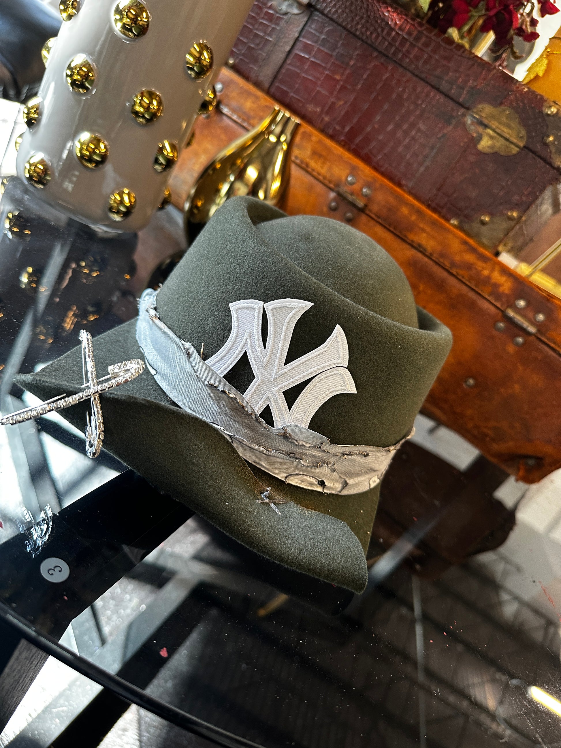 M/L - NY grey cap