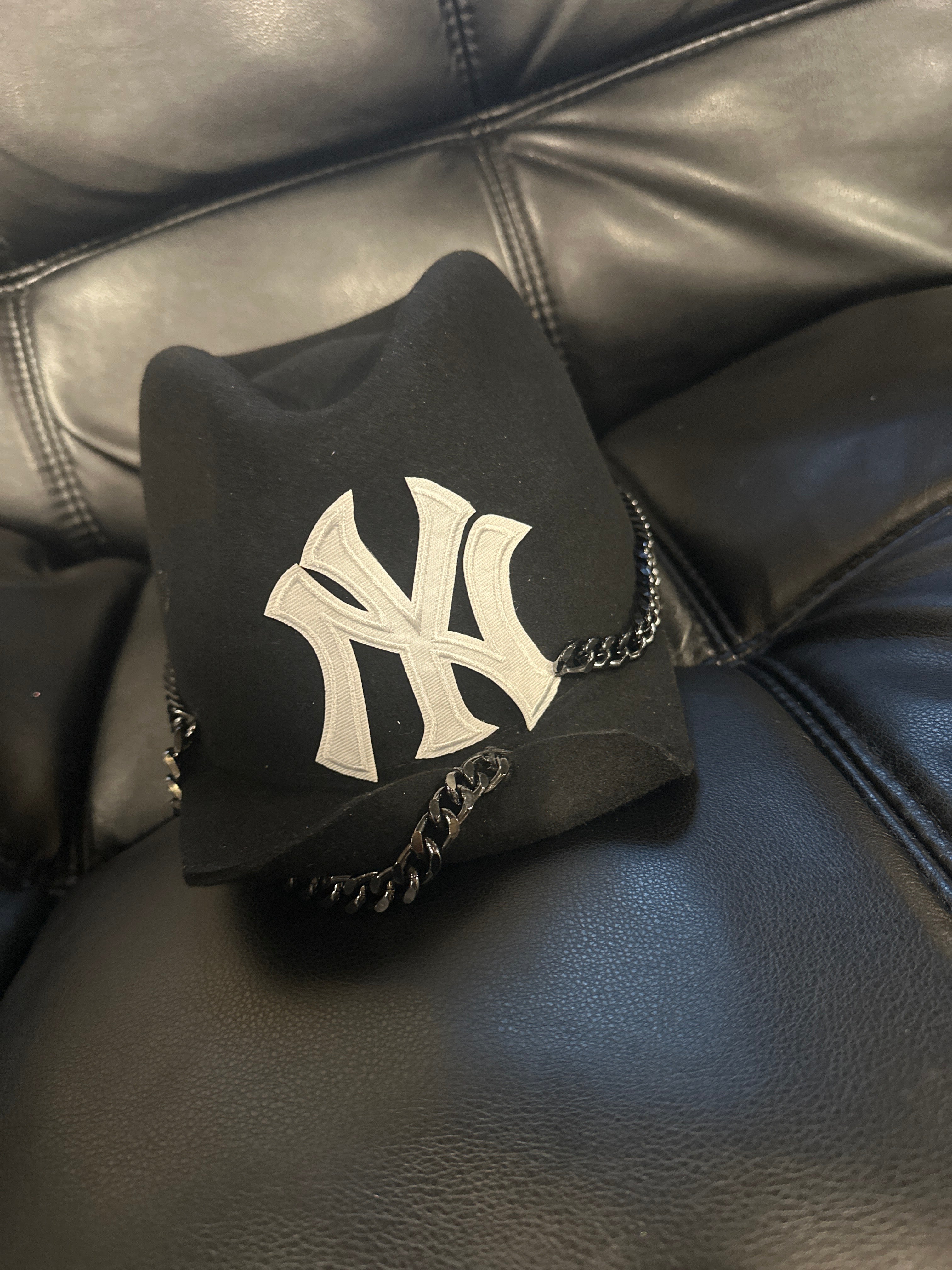M/L/XL - NY - Fedora Designs