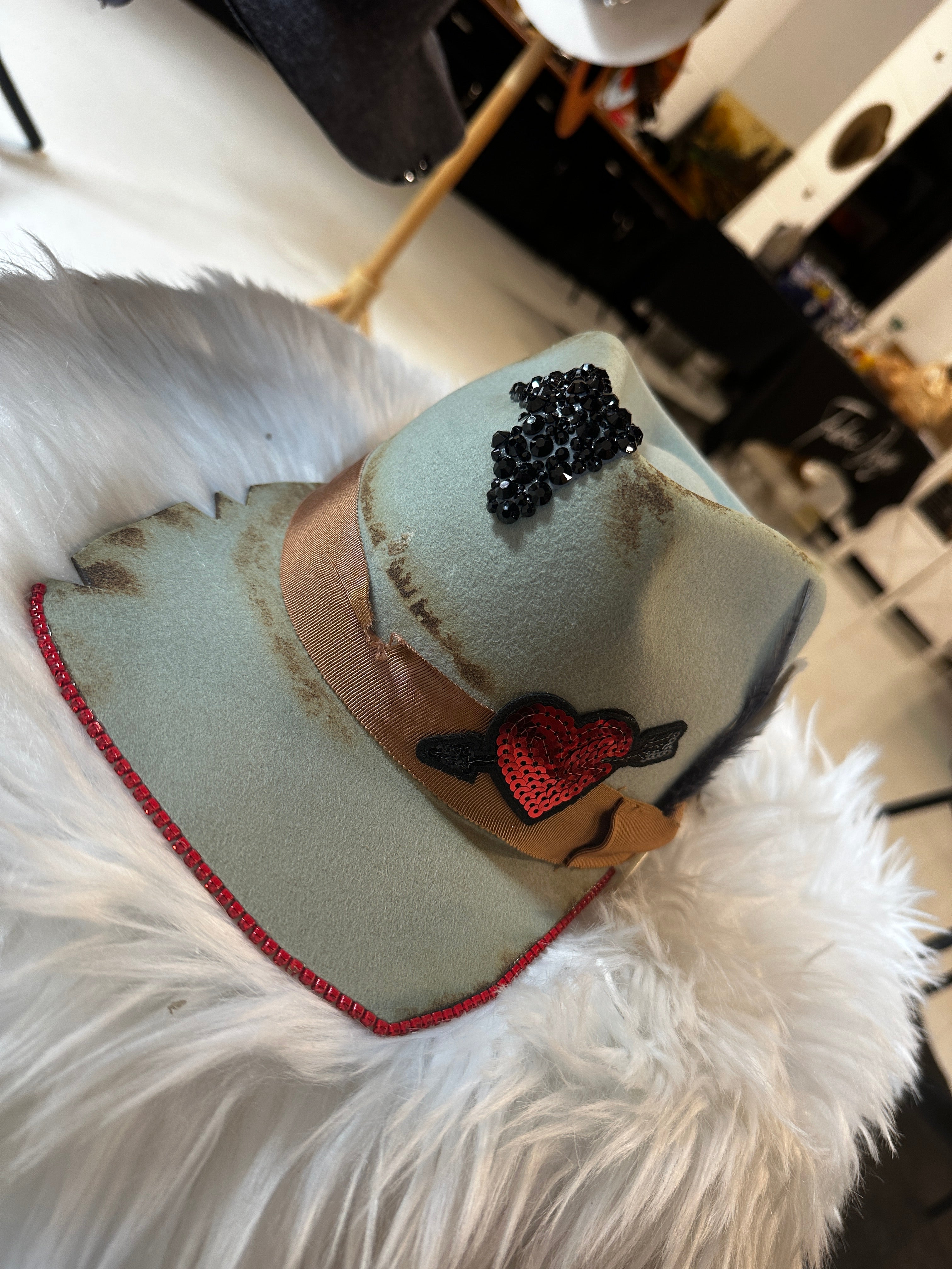 S/M - Blinged out mint cap - Fedora Designs