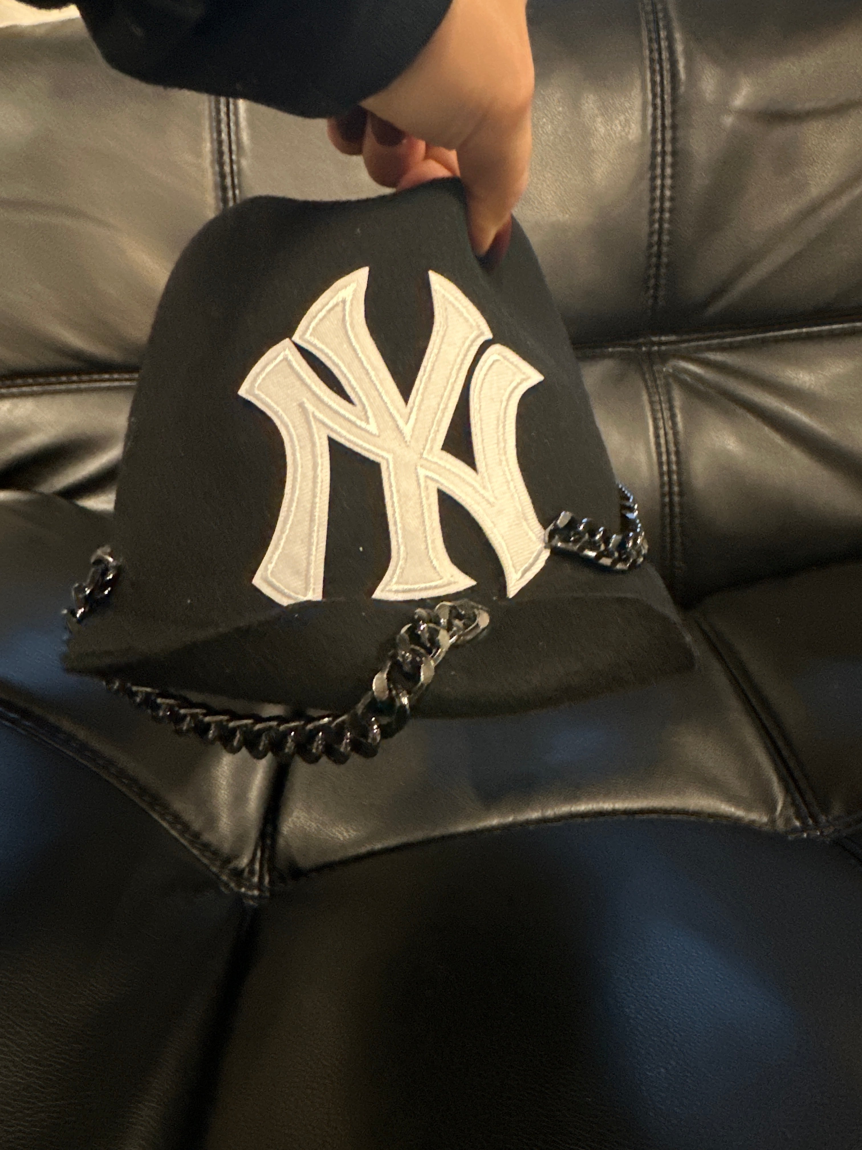 M/L/XL - NY - Fedora Designs