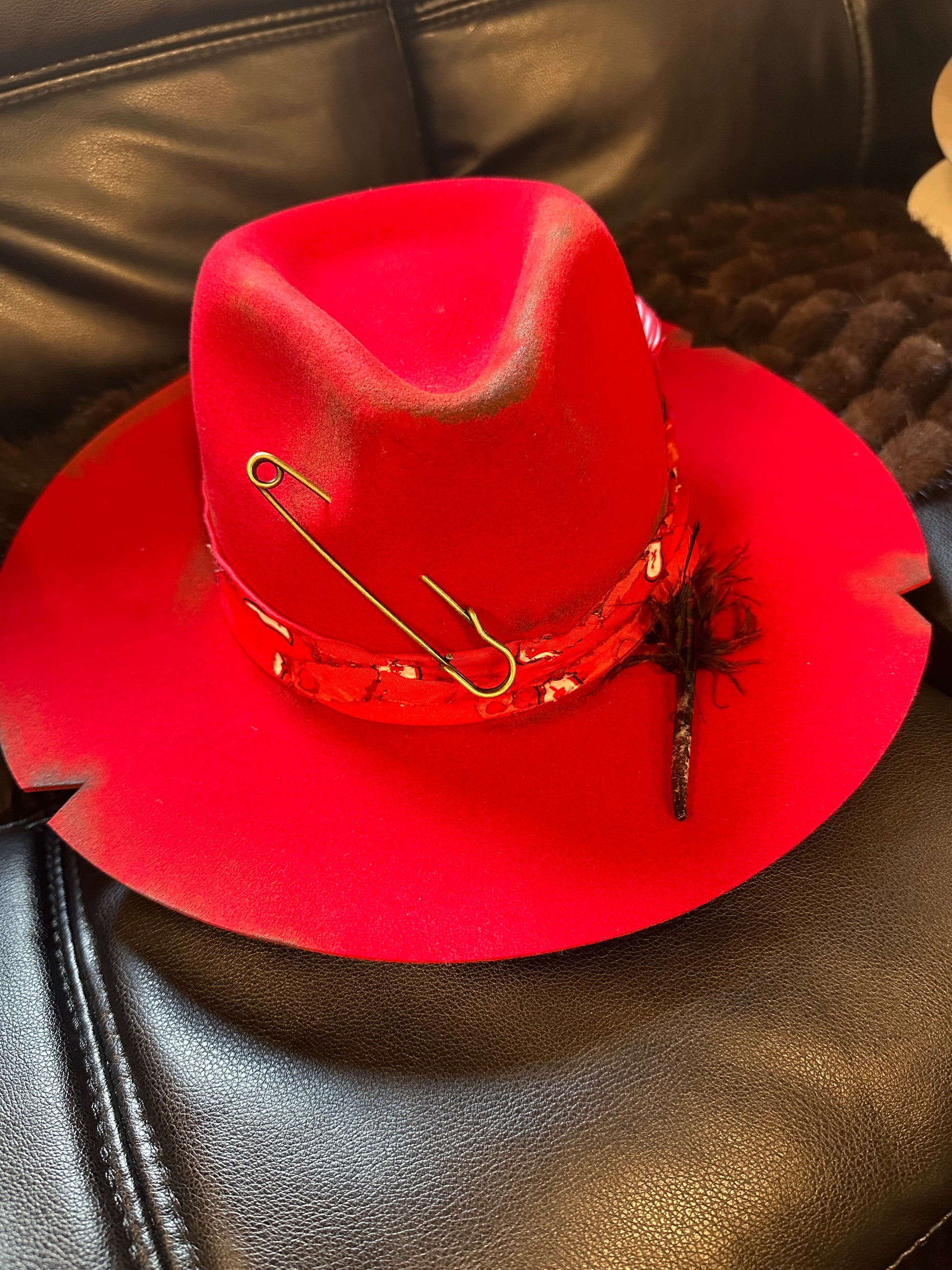M/L - Red