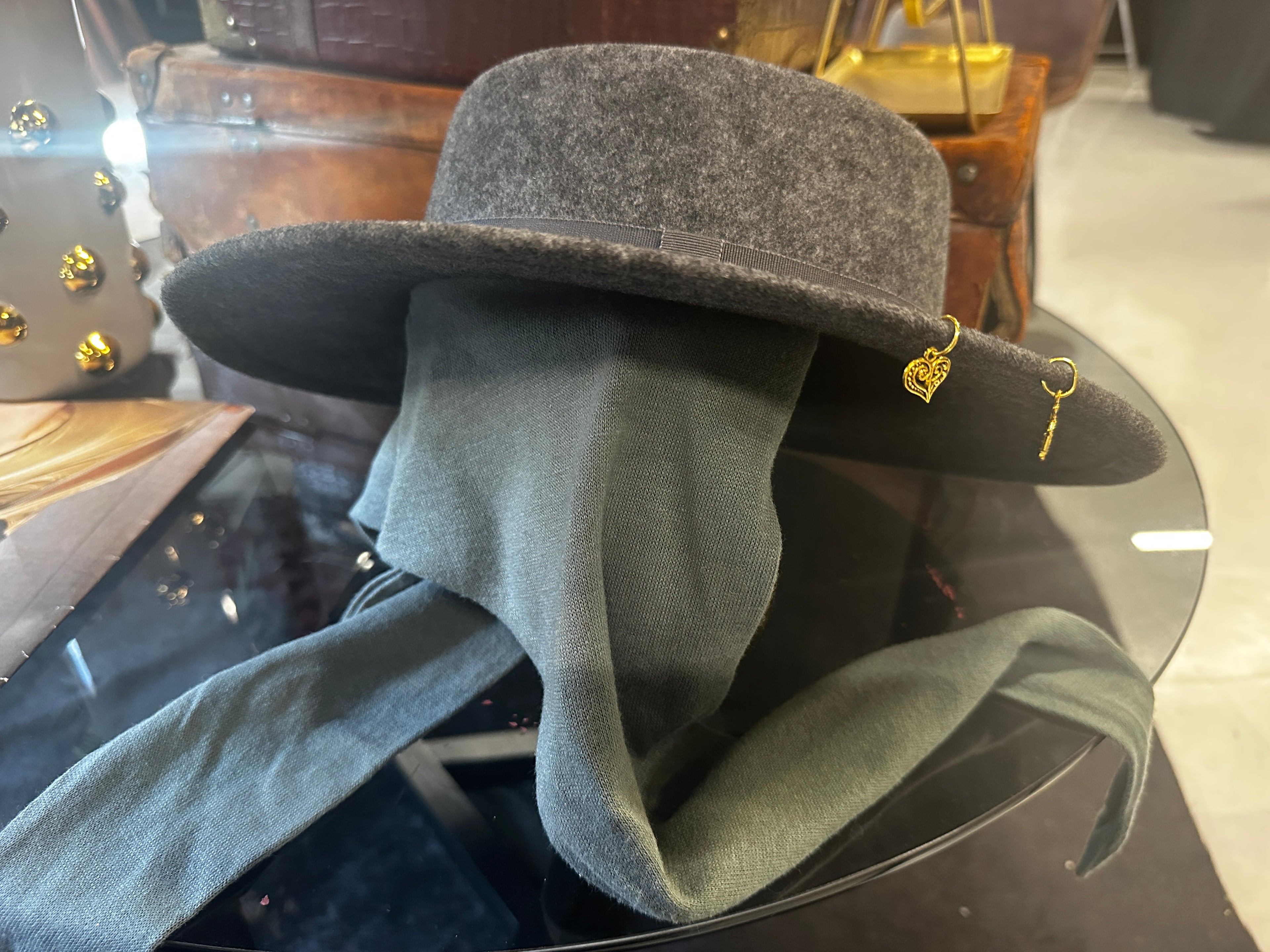 S/M - Scarf hat - Fedora Designs
