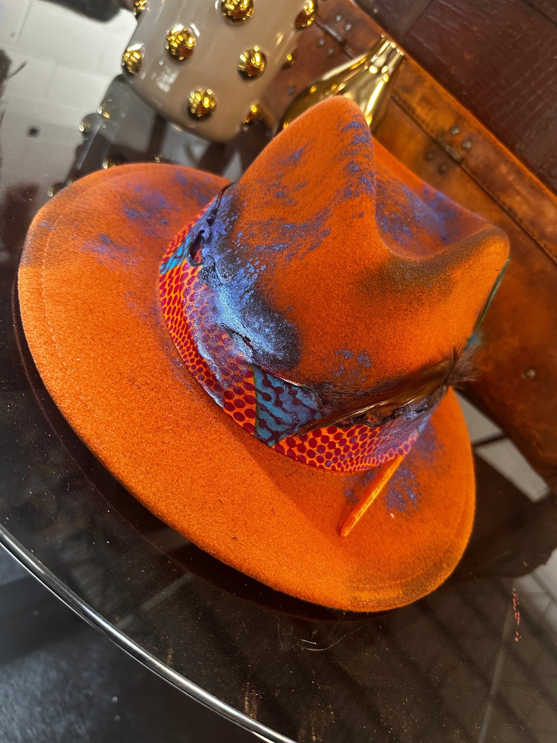 L - Orange blue