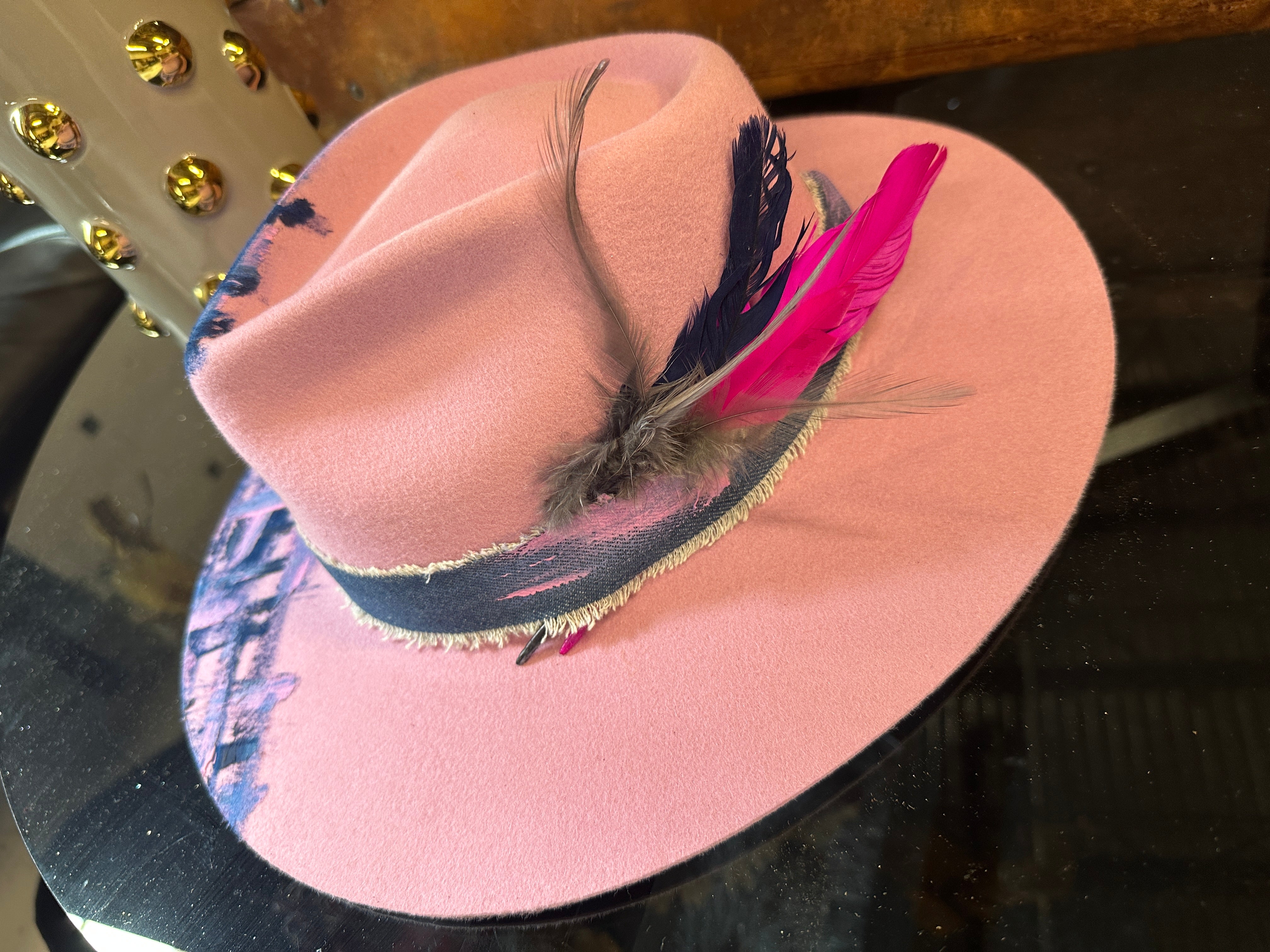 L - Pink flamingo