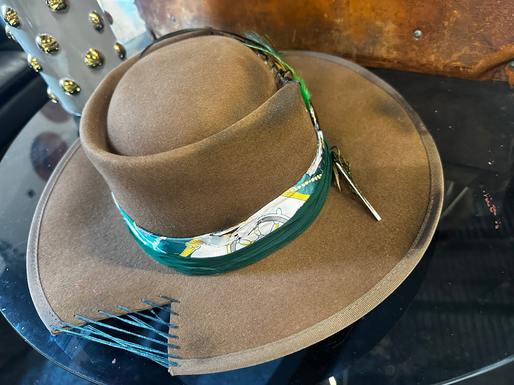 XL - Green goblin - Fedora Designs