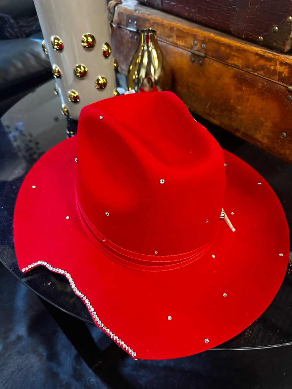 L - Deltuhhh - Fedora Designs