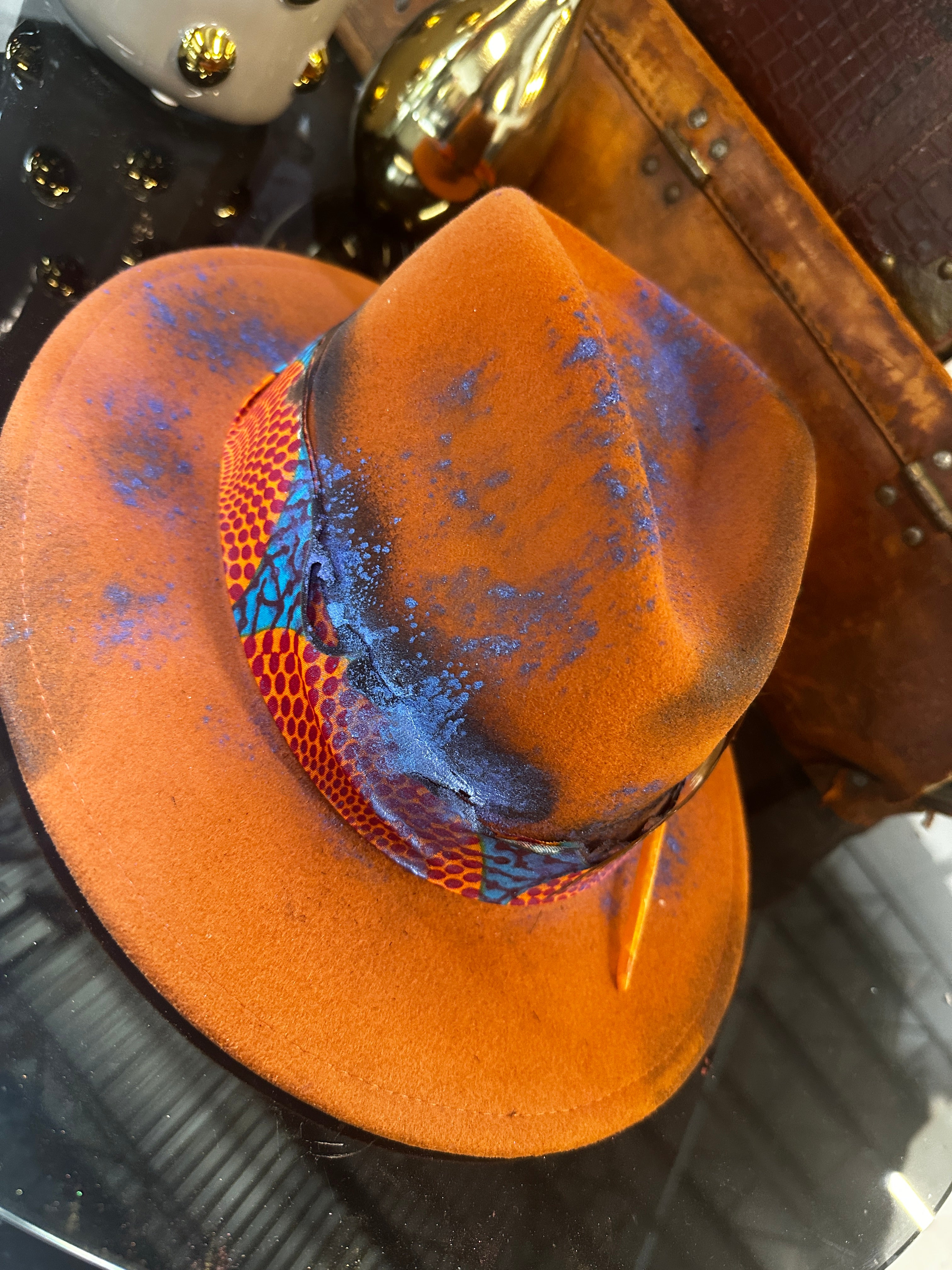 L - Orange blue - Fedora Designs