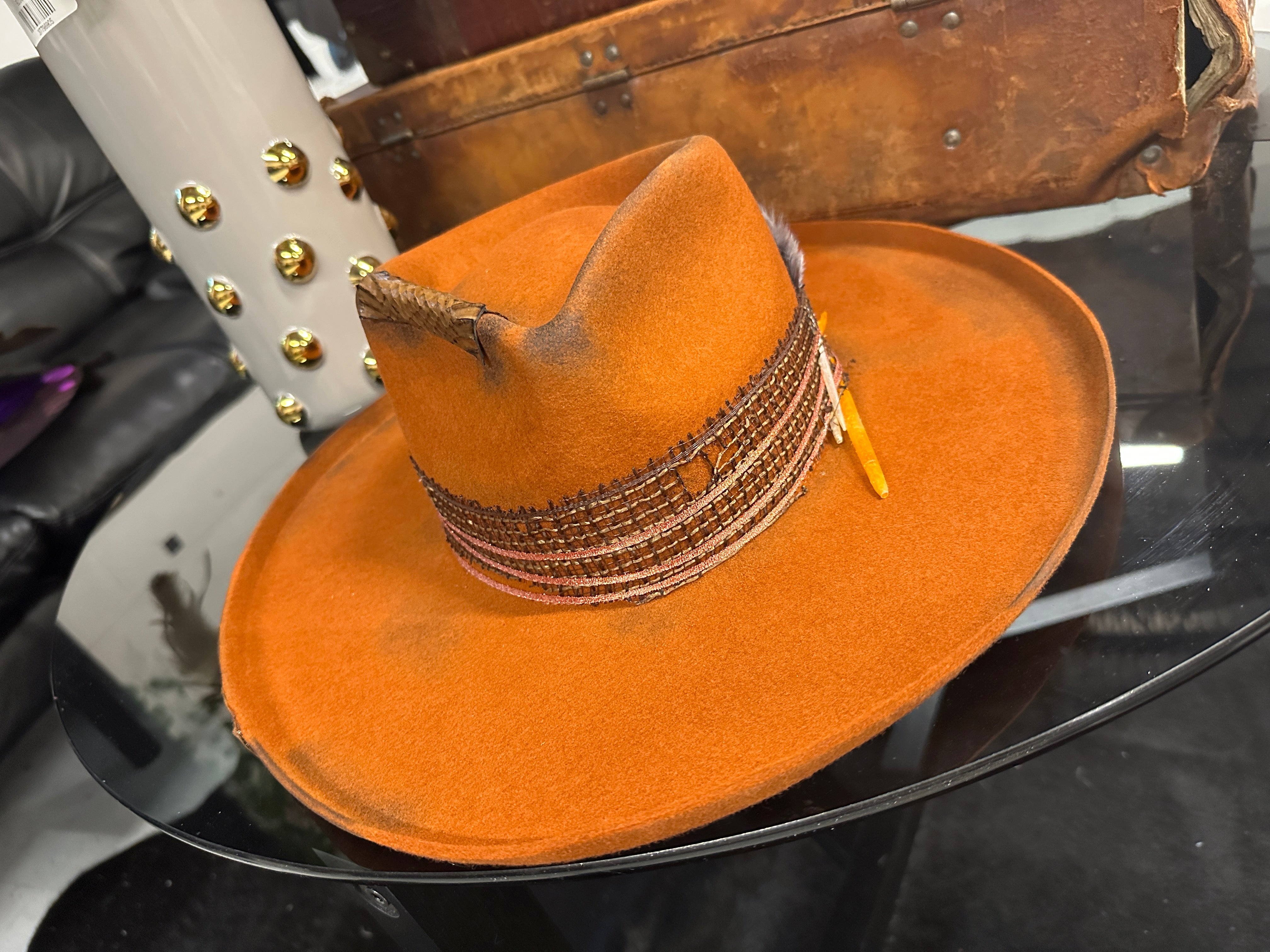 M - Burnt Orange