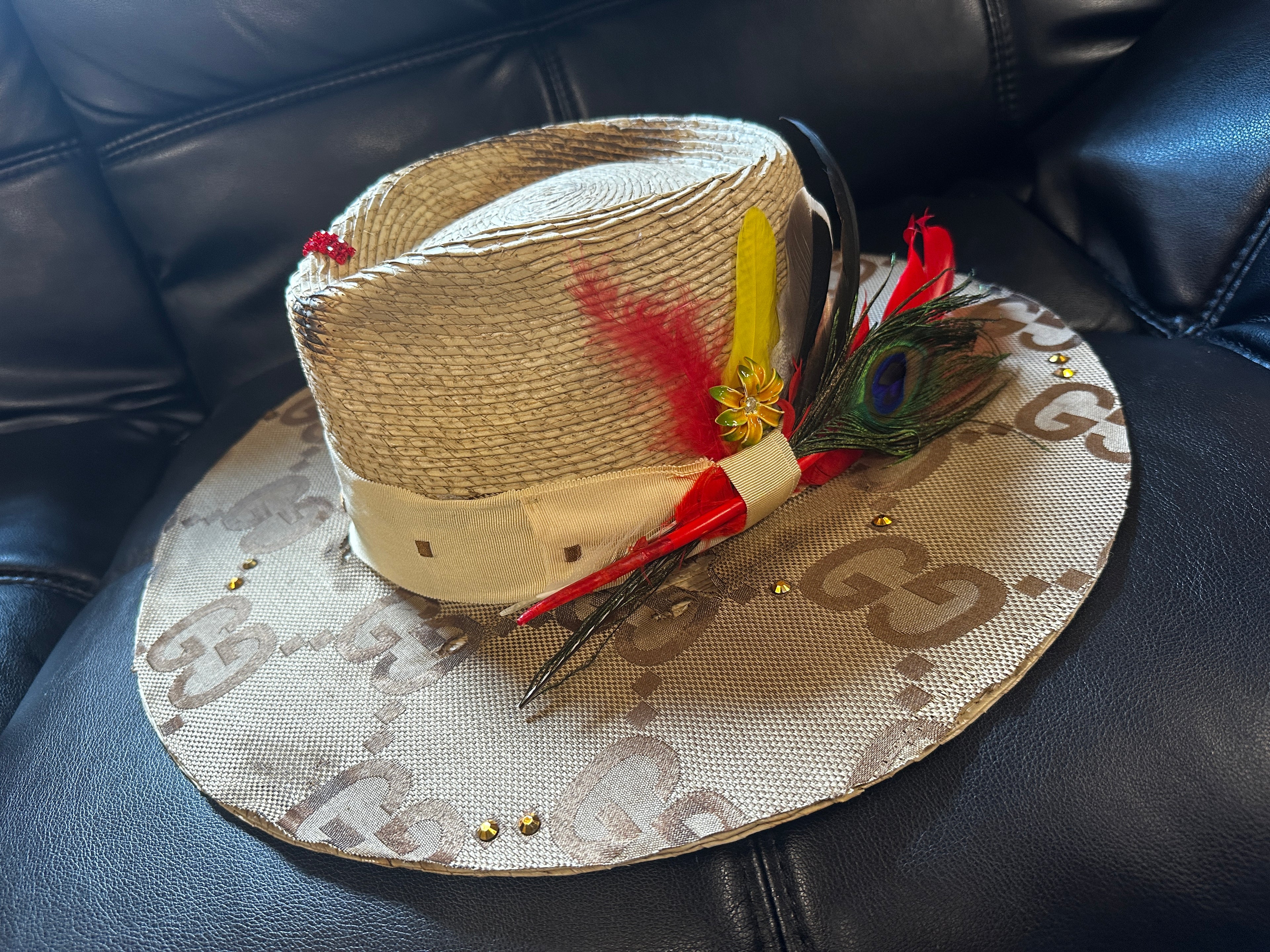 GGs - Wide Brim Straw