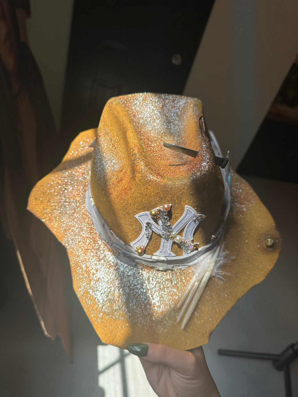 L - Yellow bling