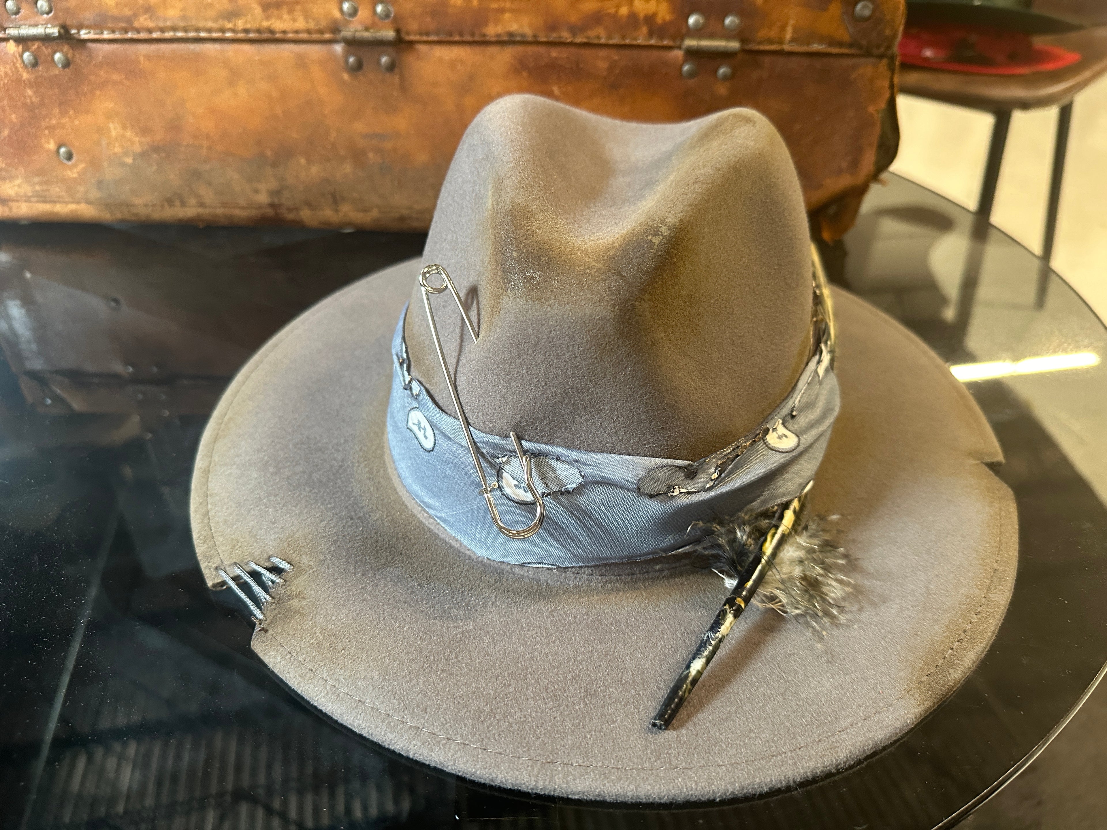L/XL - Grey - Fedora Designs