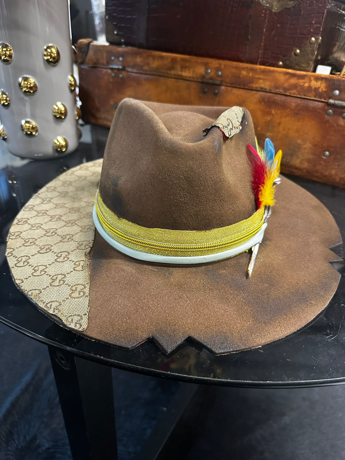 L/XL - Gucci Point - Fedora Designs
