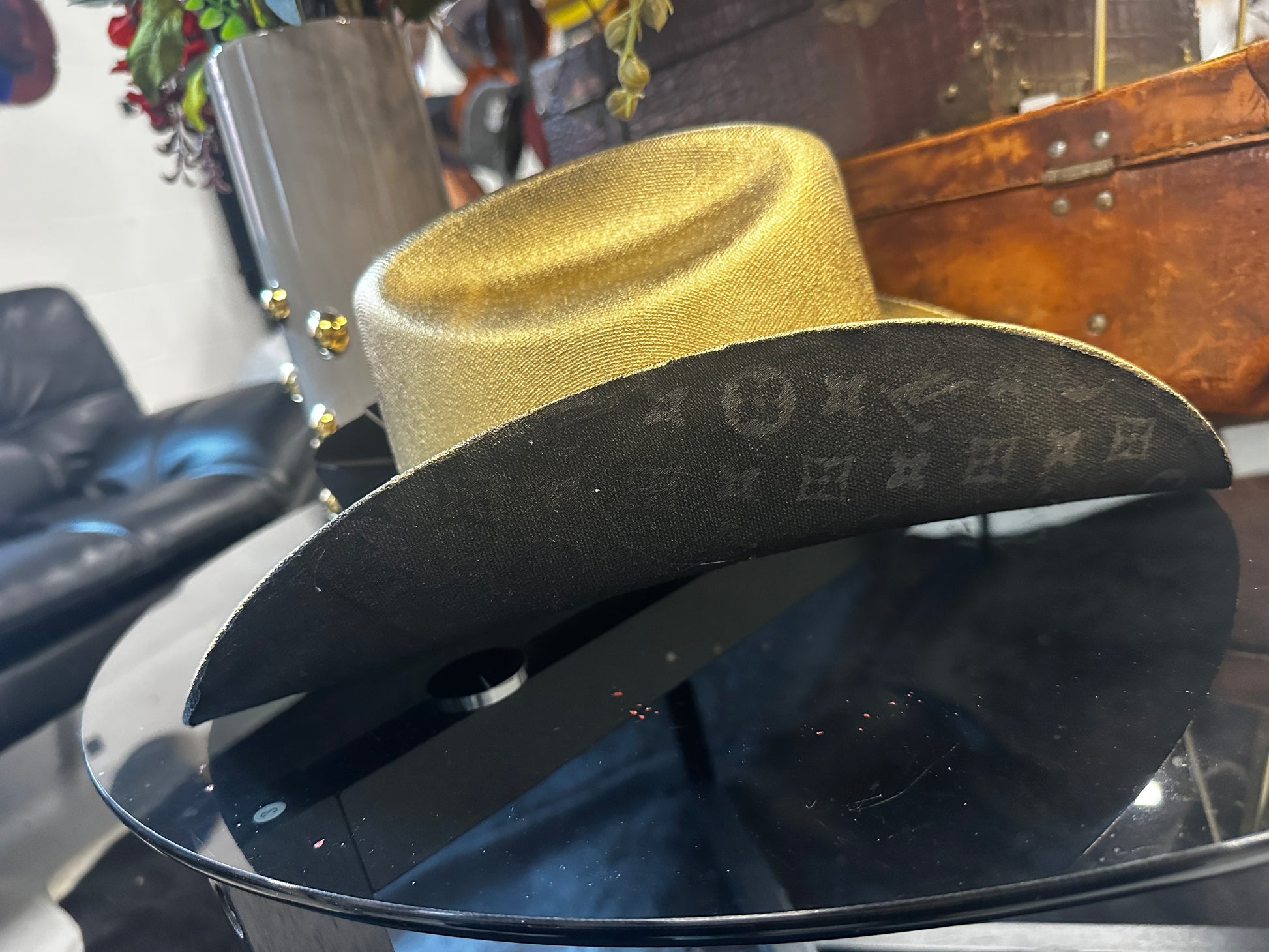 S/M - Straw gold cowboy