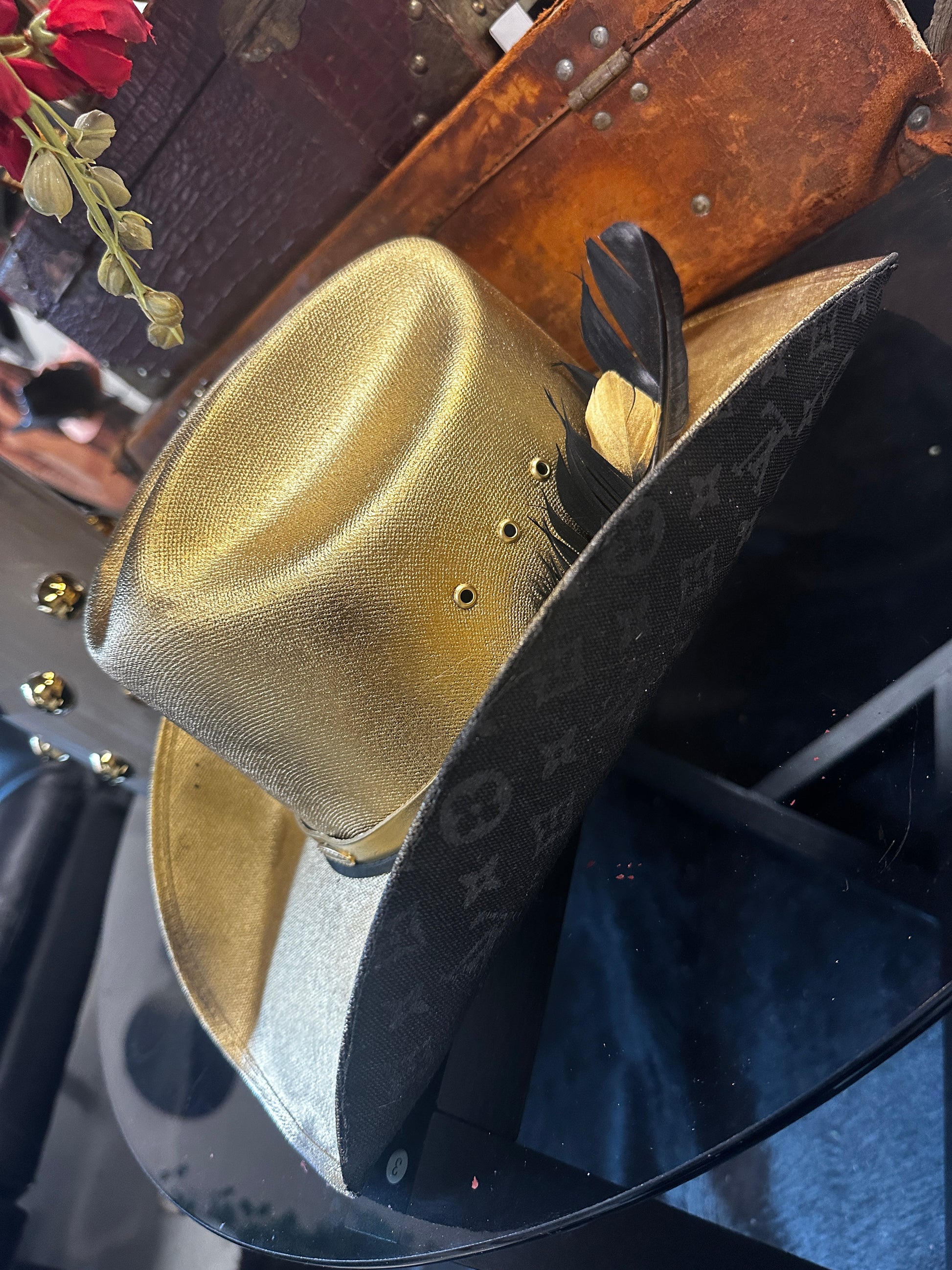 S/M - Straw gold cowboy