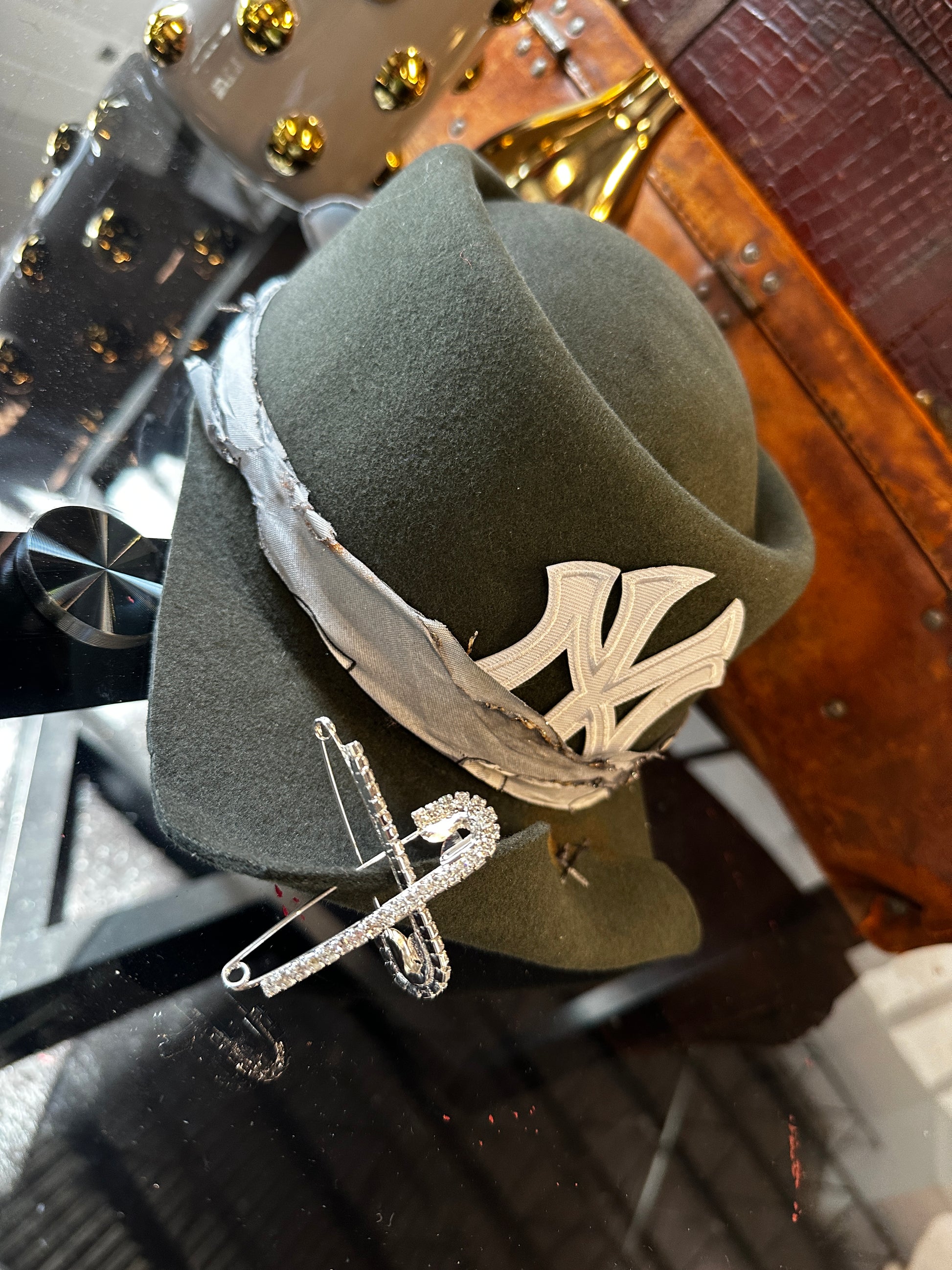 M/L - NY grey cap