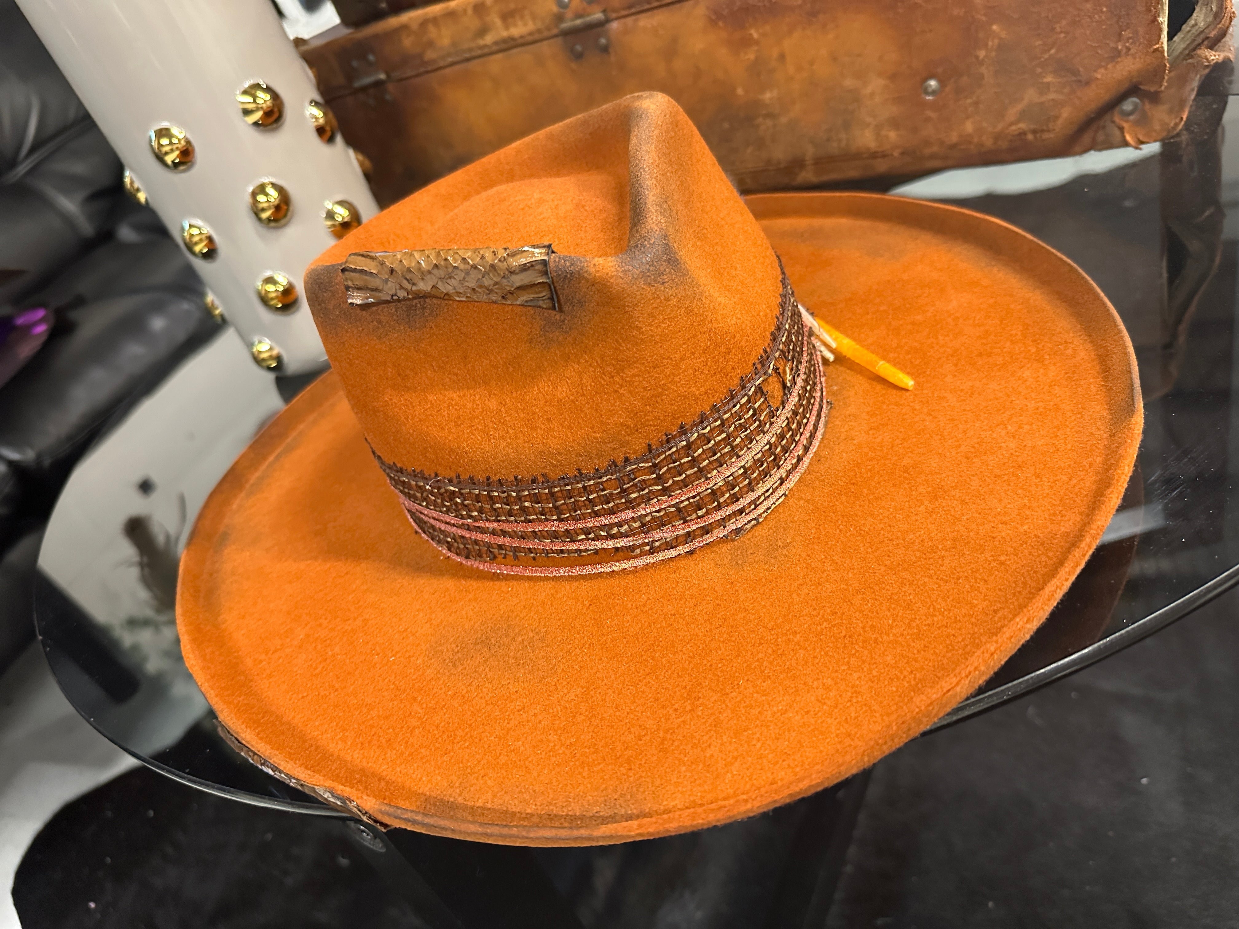 M - Burnt Orange