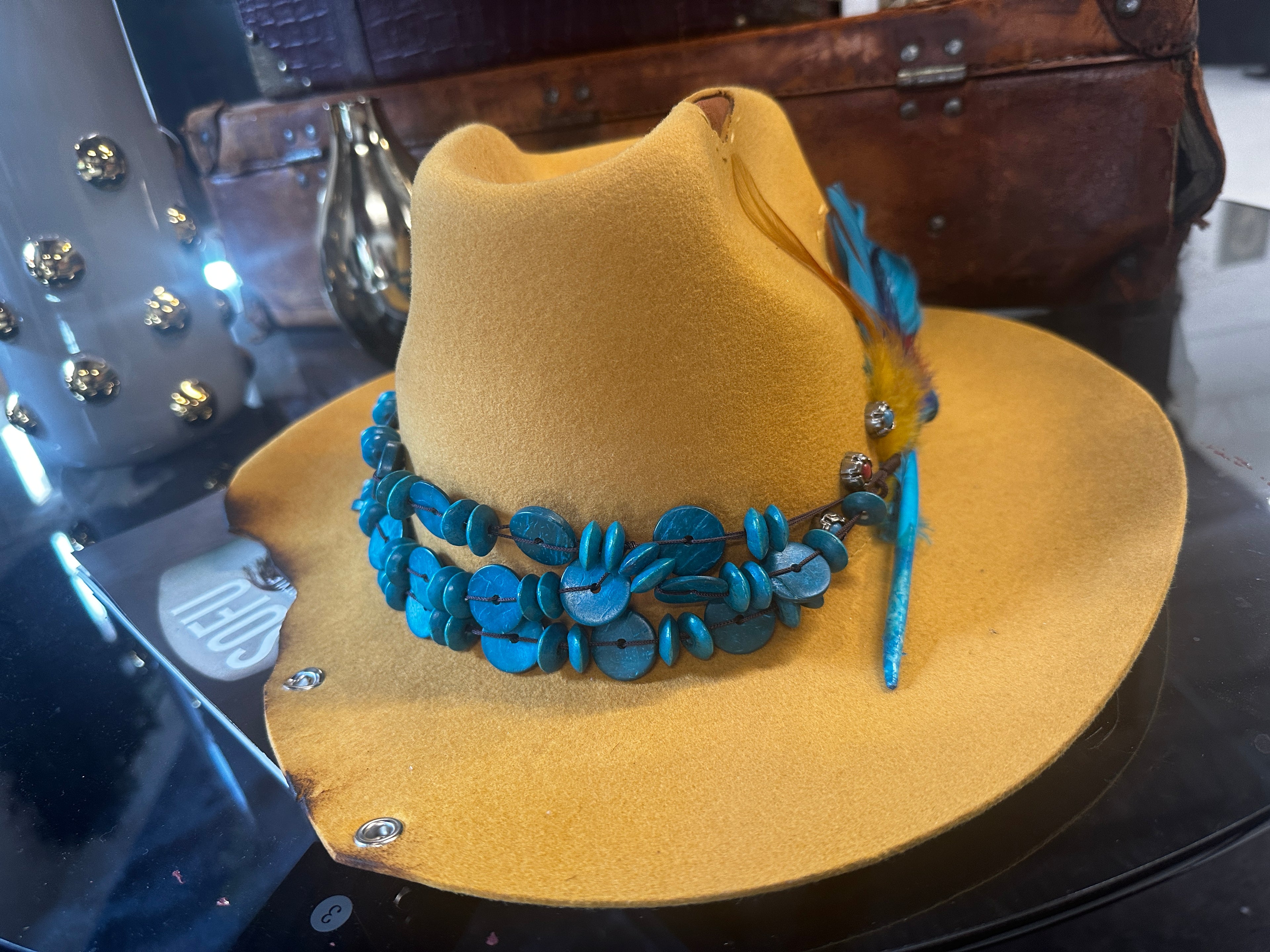 L - Lemon Pepper - Fedora Designs