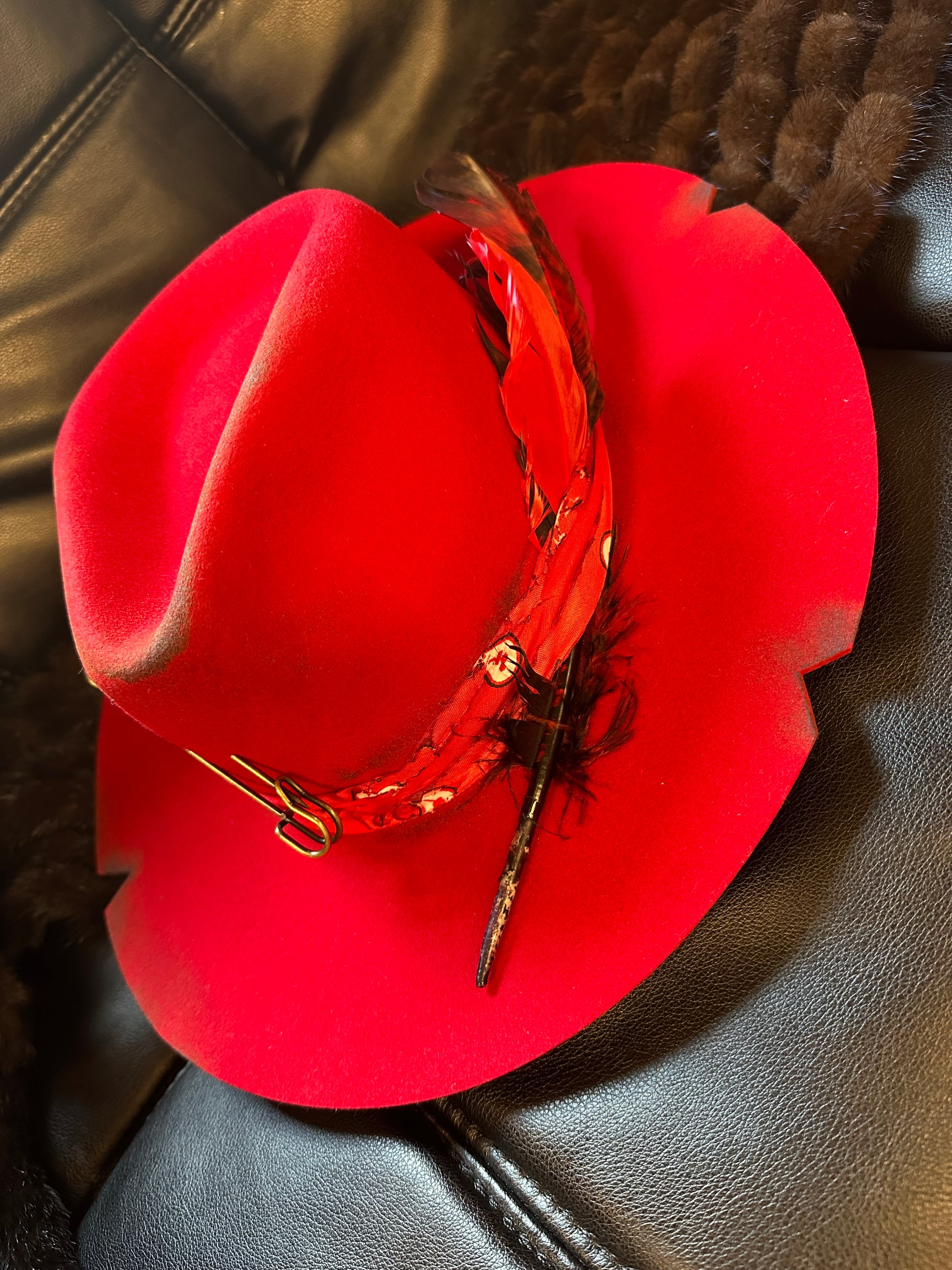 M/L - Red