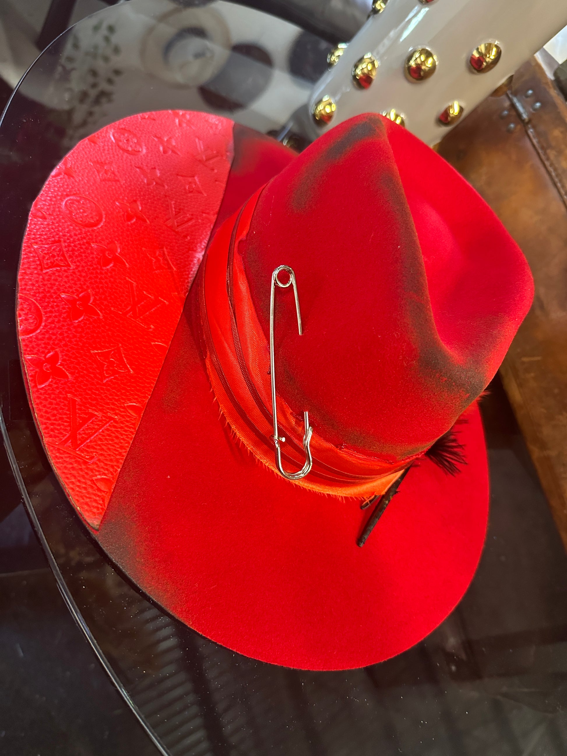 M/L/XL- Red LV