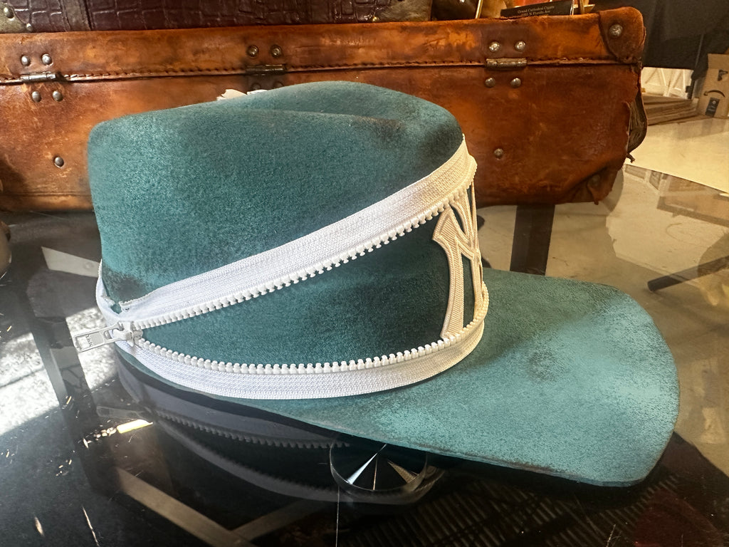 L - NY - Fedora Designs