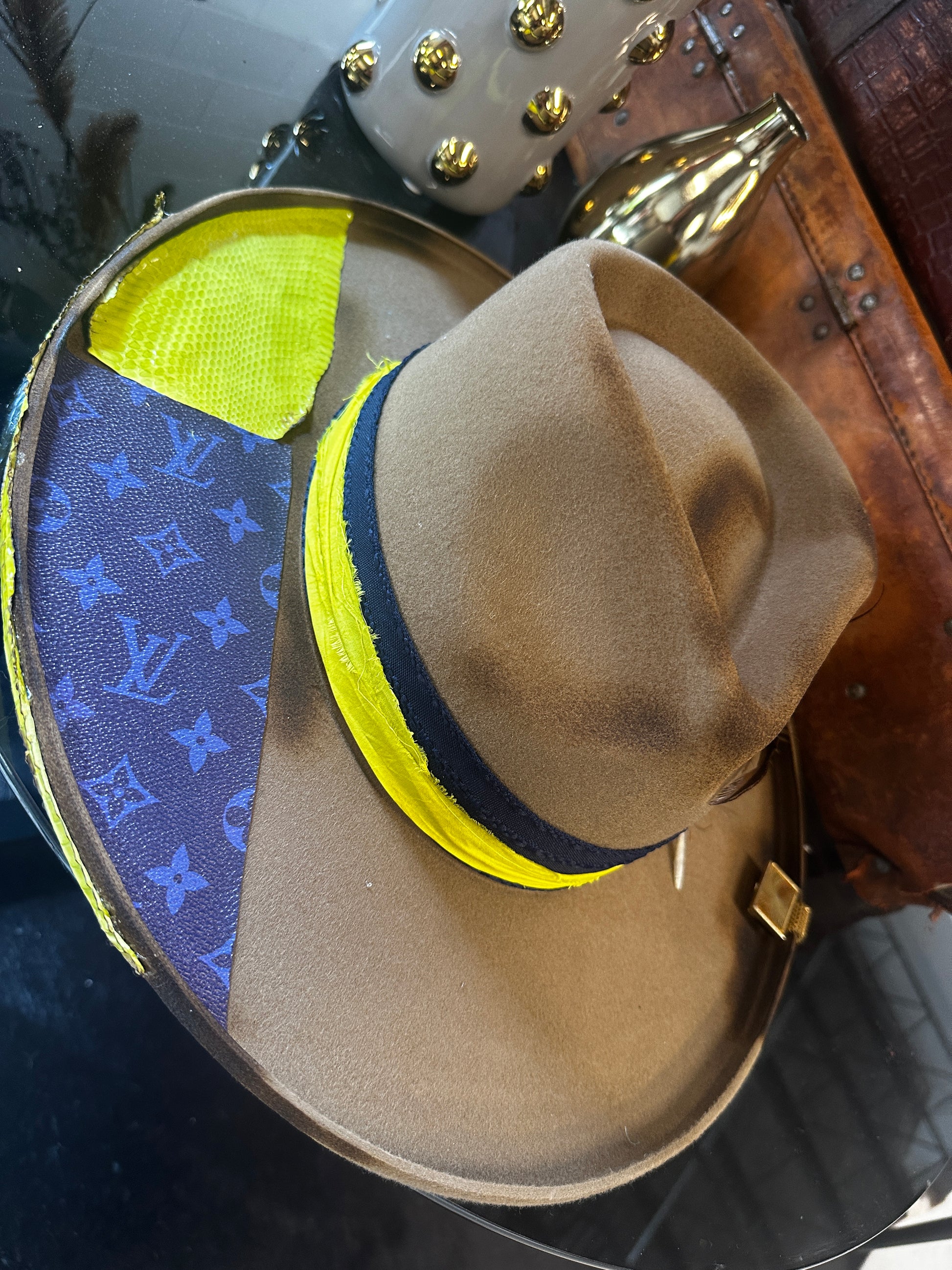 XL - Lime blue LV