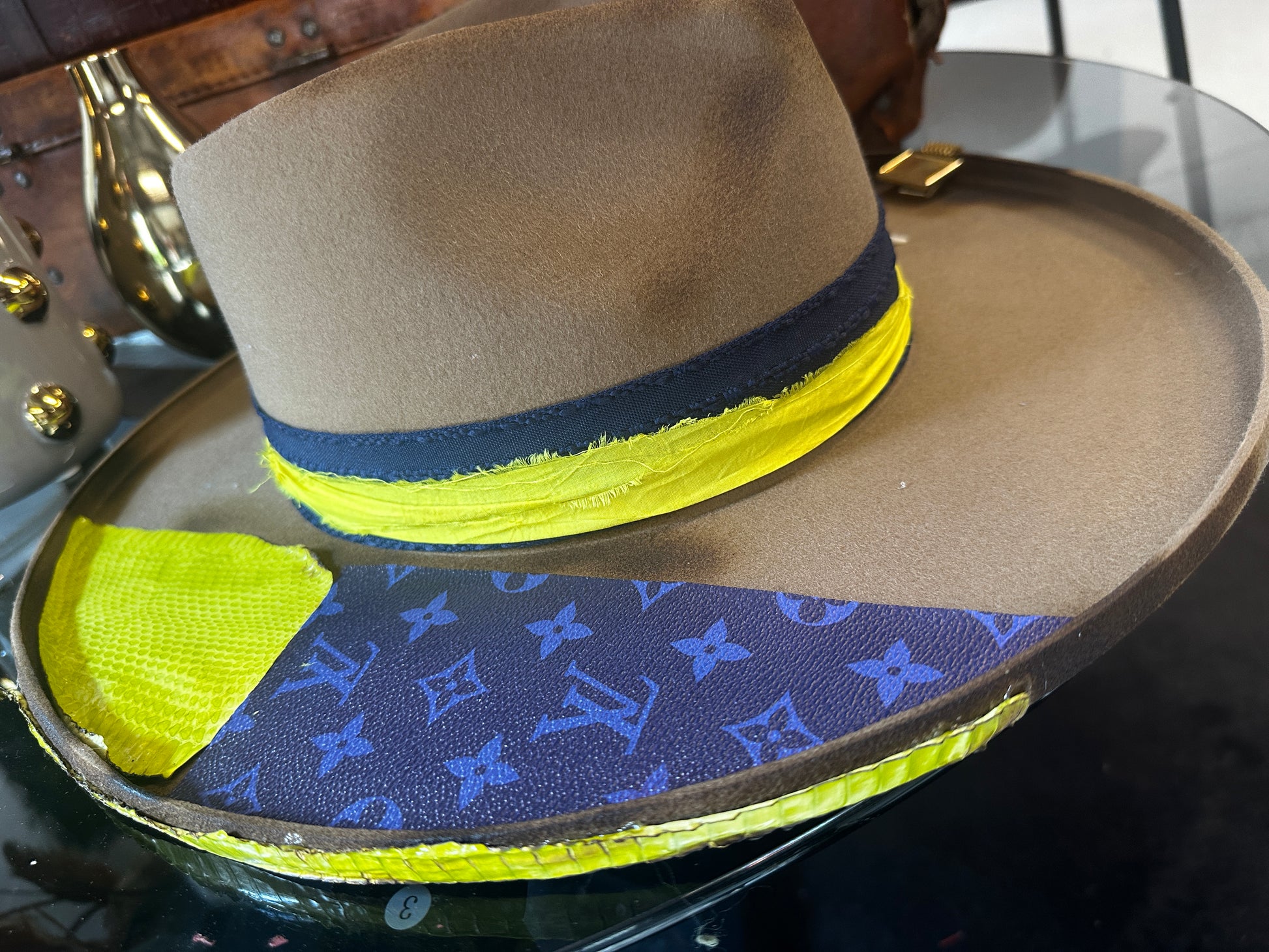 XL - Lime blue LV