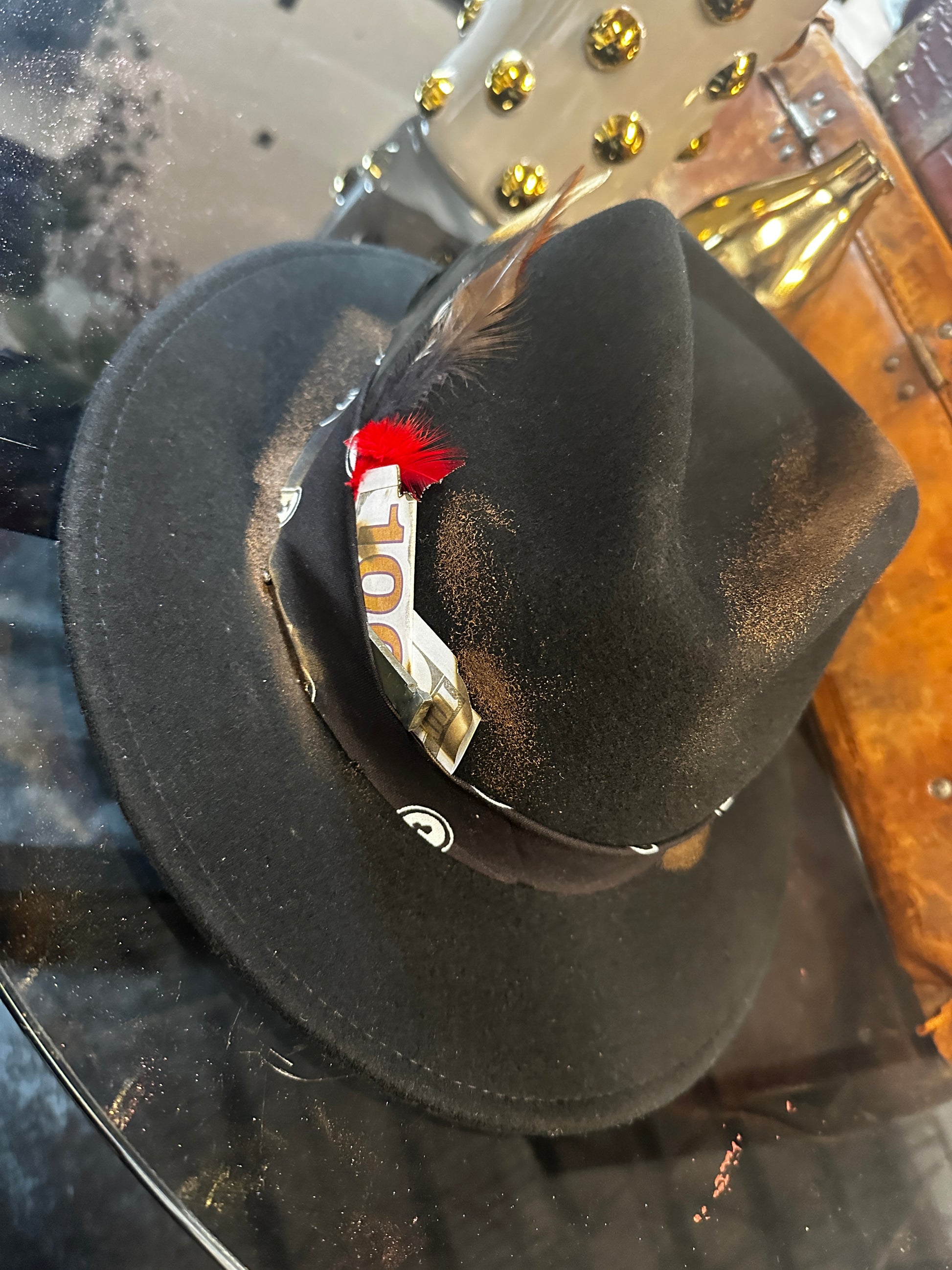 L/XL - Black sneeze - Fedora Designs