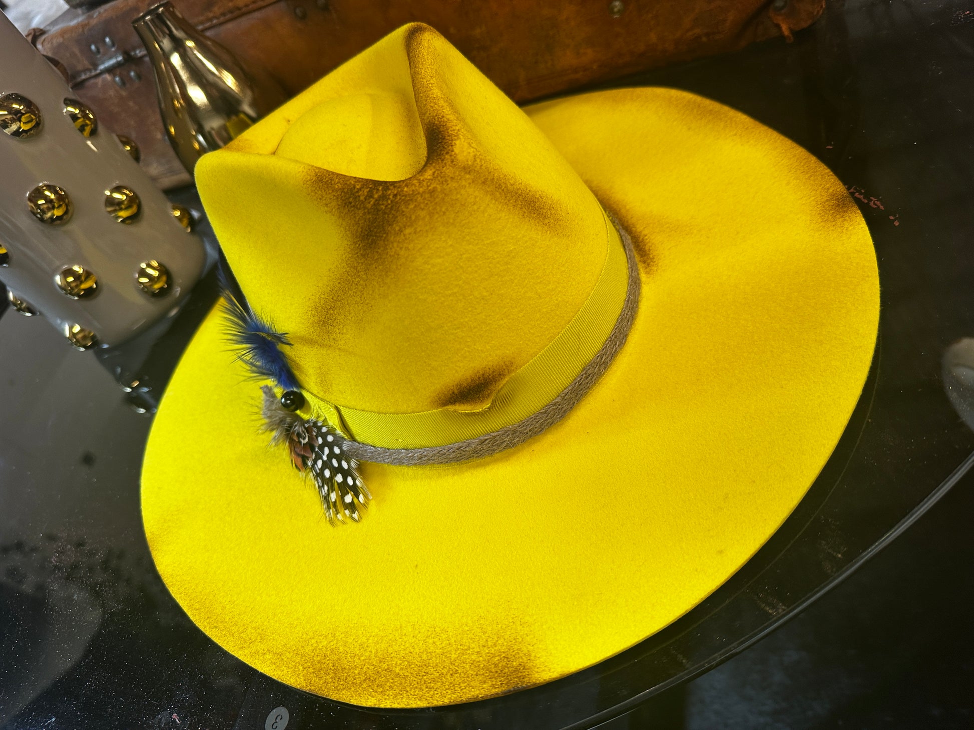 M - High yellow - Fedora Designs