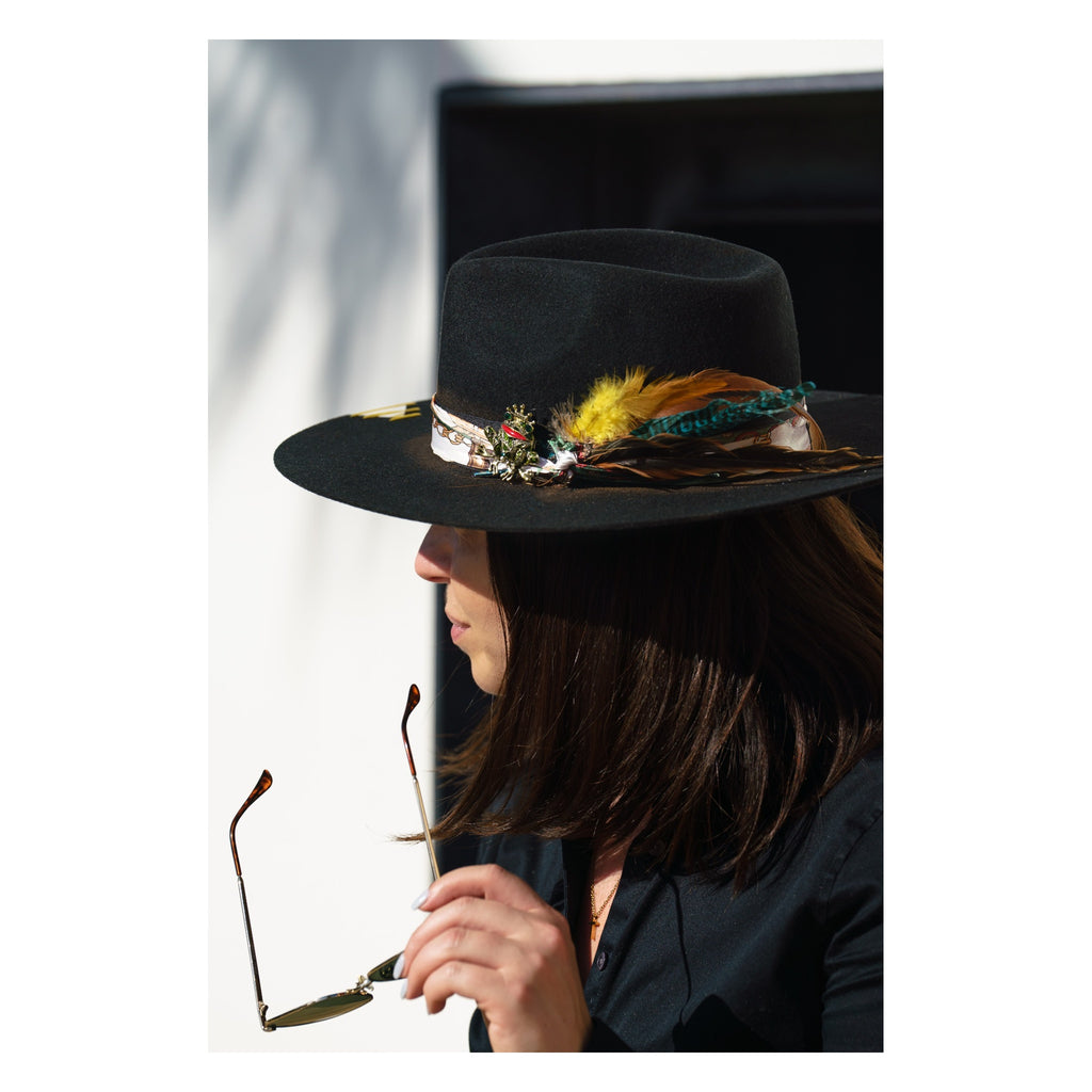 M - Black - yellow - Fedora Designs