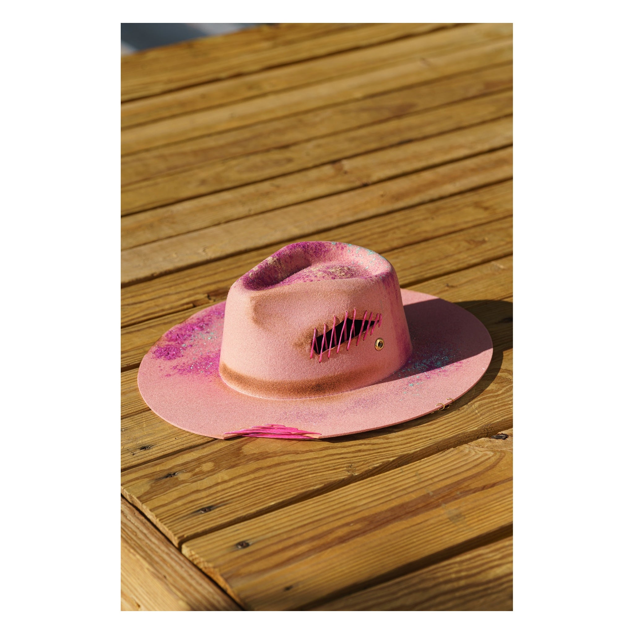 M - Pink sparkles